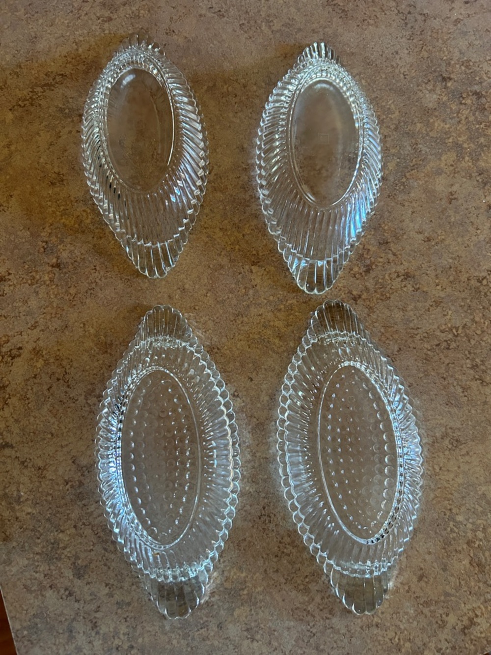 Vintage Jeanette Glass Oval (2) 2 unmarked Serving Dishes - Set of 4- - Picture 3 of 5